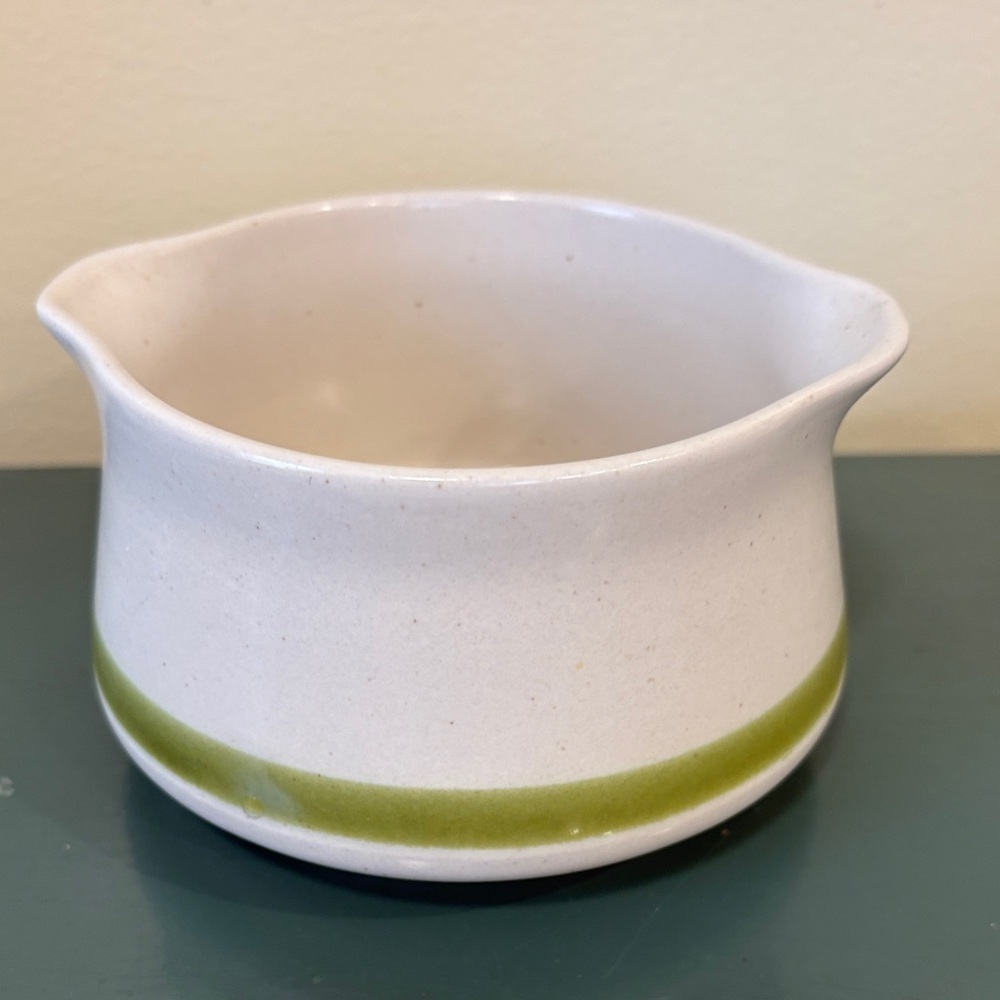 Vintage 1970s Stonybrook by Japan Stoneware Gravy Boat.